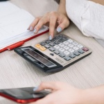 Optimale Eigenkapitalhöhe berechnen: So finden Sie die perfekte Finanzierungsbalance